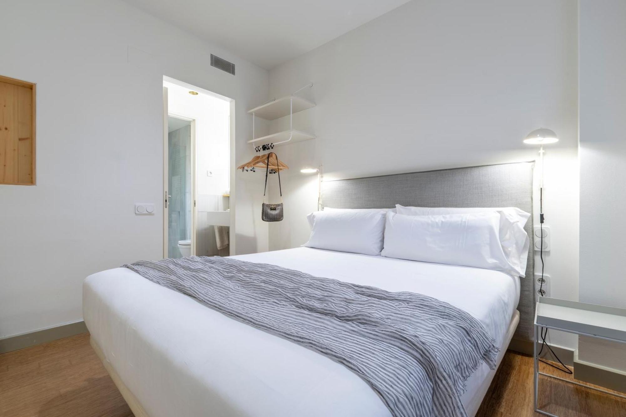 Aspasios City Oasis Apartments บาร์เซโลนา ภายนอก รูปภาพ