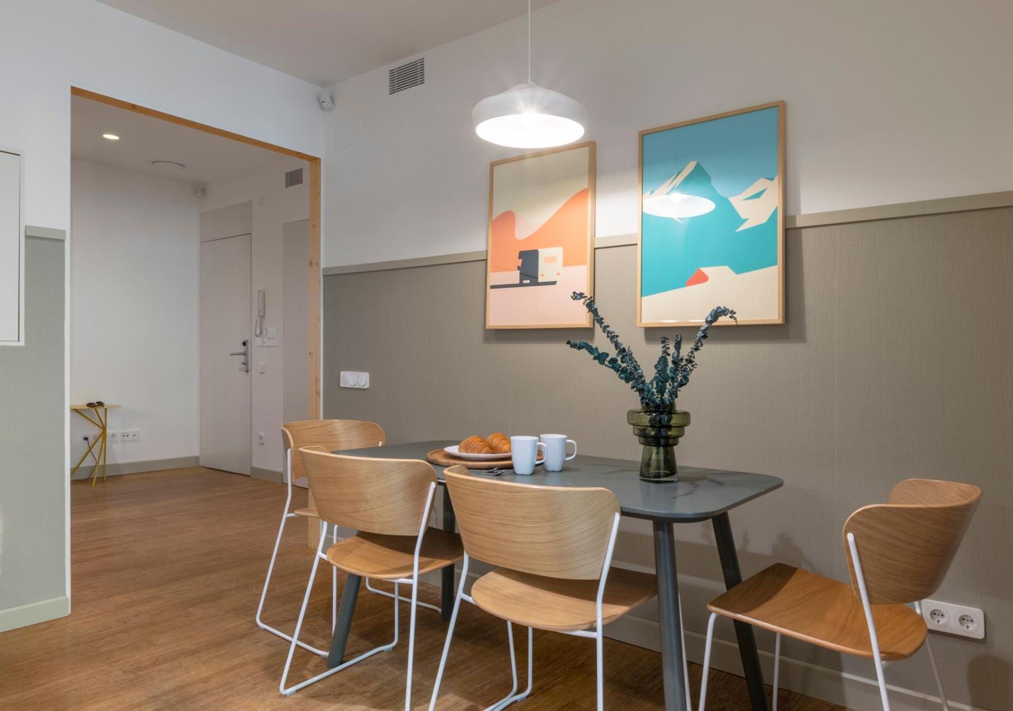 Aspasios City Oasis Apartments บาร์เซโลนา ภายนอก รูปภาพ